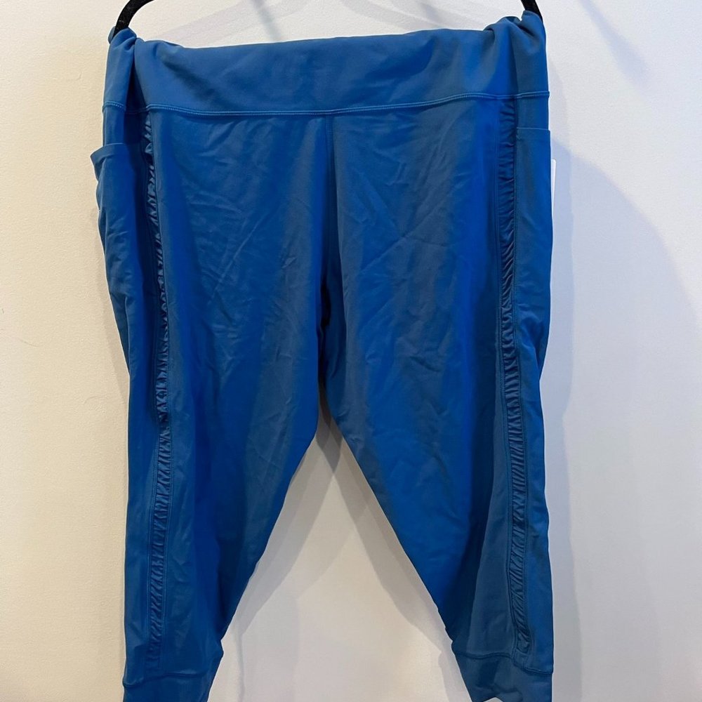 Athleta blue 7/8 leggings, size 3X, never worn